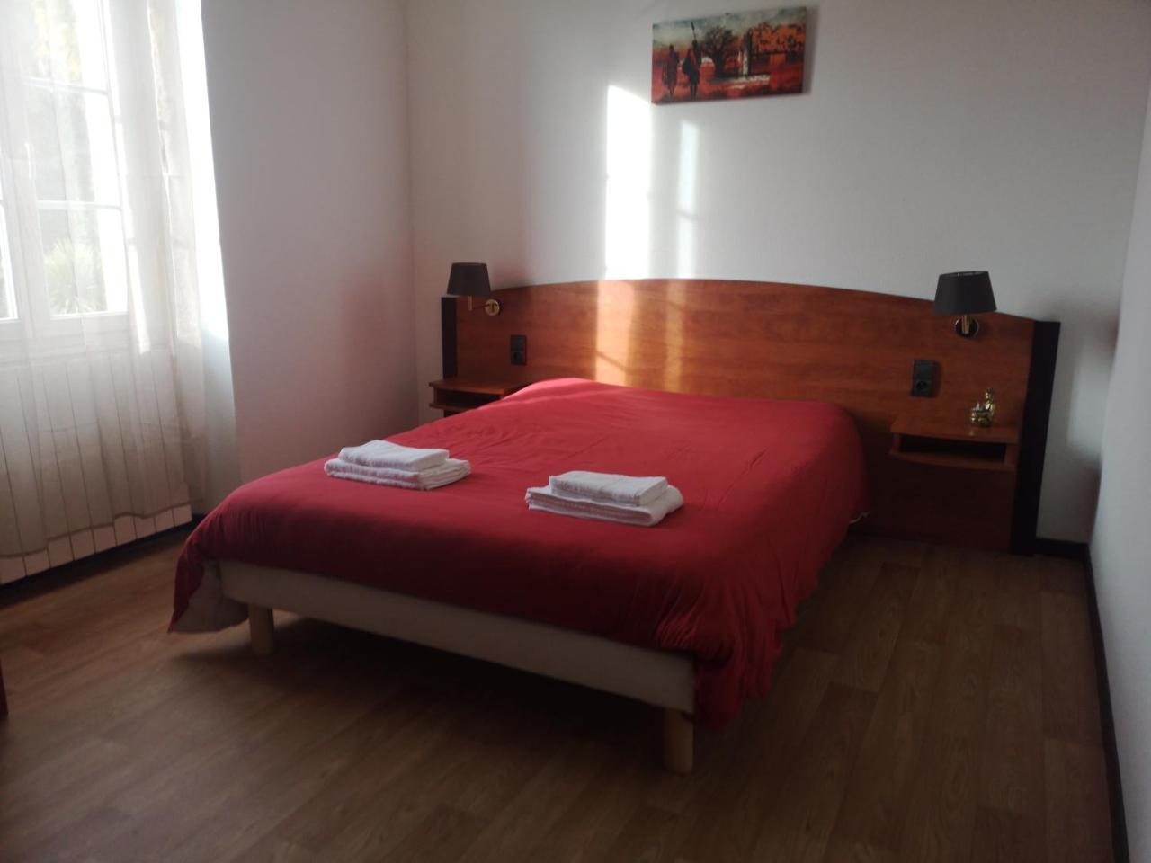 Hotel Castel D'Olmes Tabre Kültér fotó